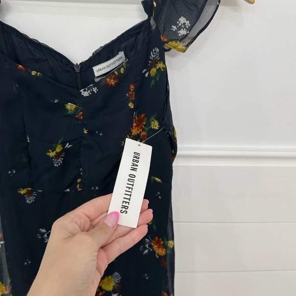 Urban Outfitters Blue and Orange Ruffled Tiered Midi Dress - Picture 4 of 6